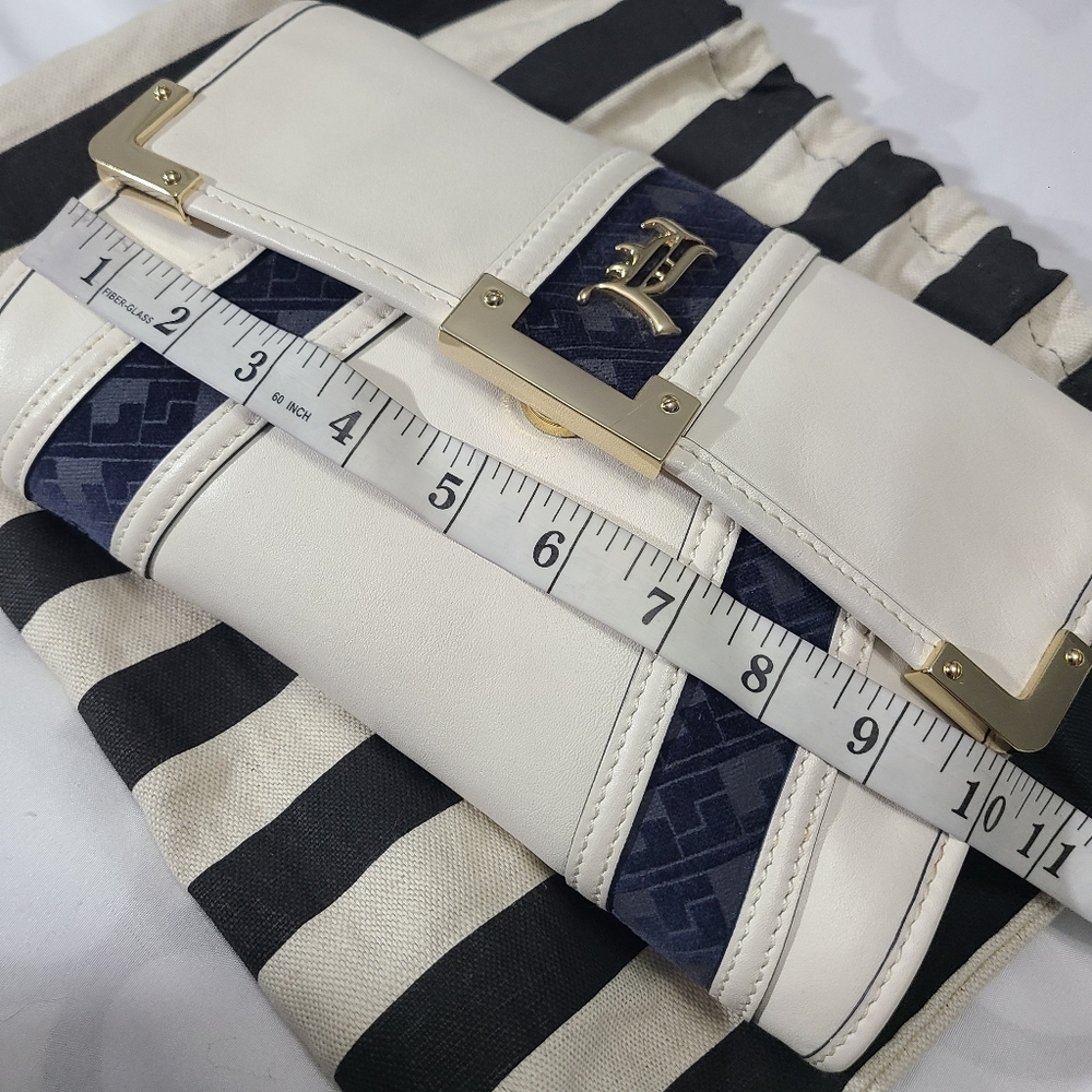 L.A.M.B. by Gwen Stefani Frosted Pearl Clutch Leather Designer NWT - Picture 6 of 10